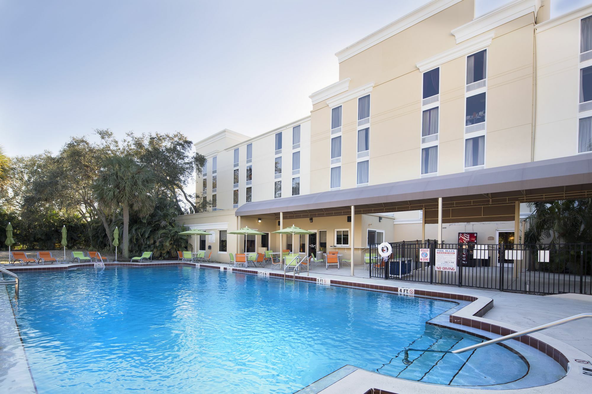 Holiday Inn Melbourne-Viera Conference Ctr By Ihg Exterior photo
